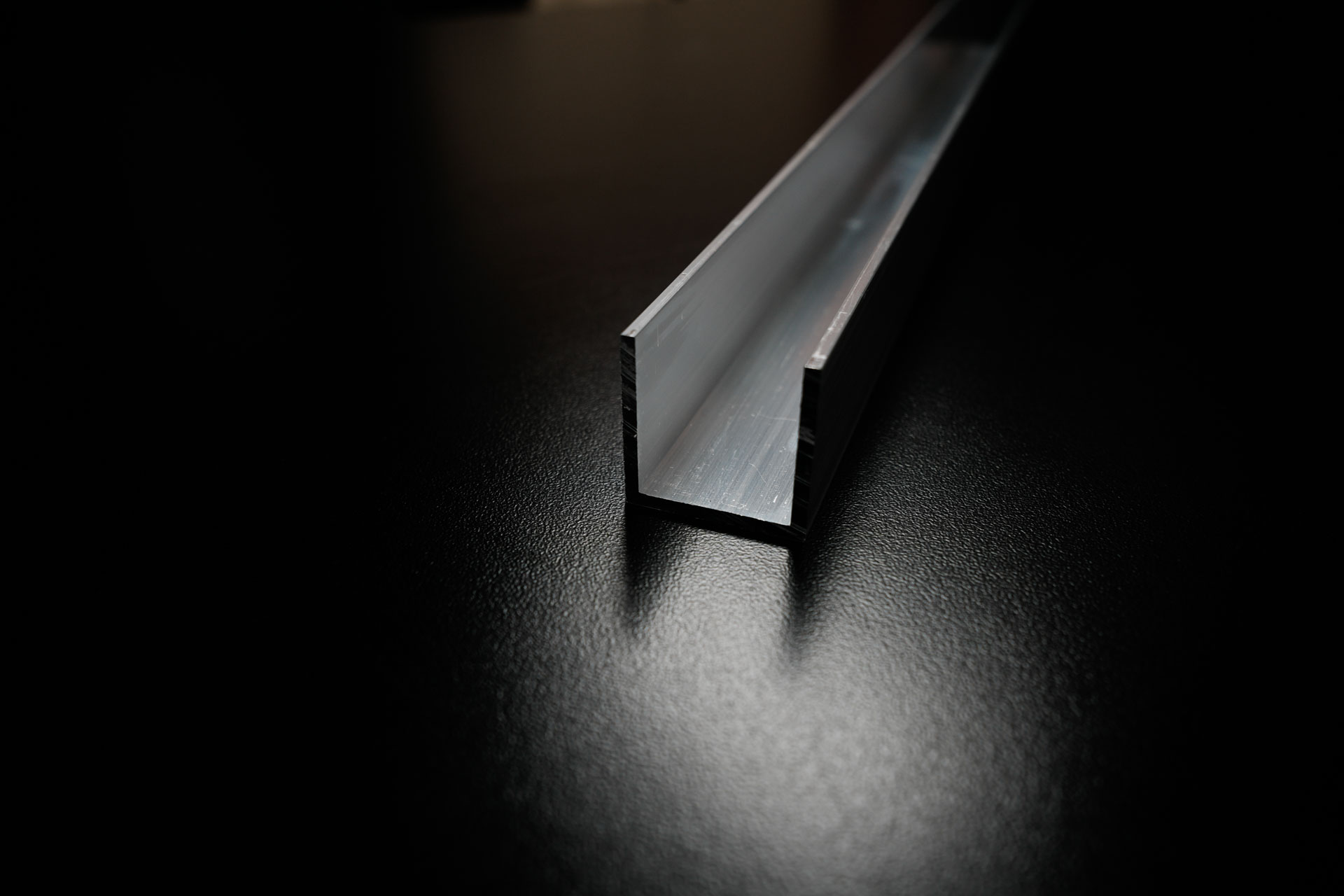 Aluminium U-Channel - Image 5